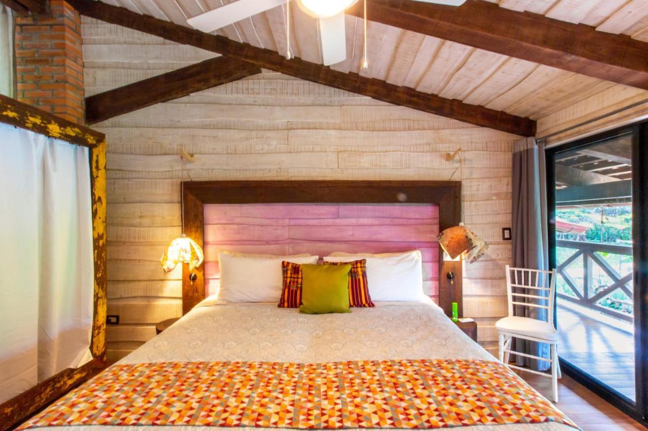 Latica Lodge Playa Negra Екстер'єр фото