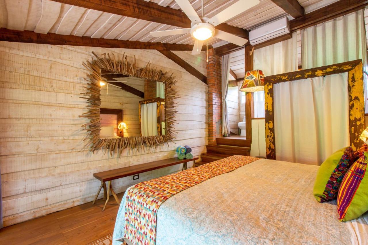 Latica Lodge Playa Negra Екстер'єр фото
