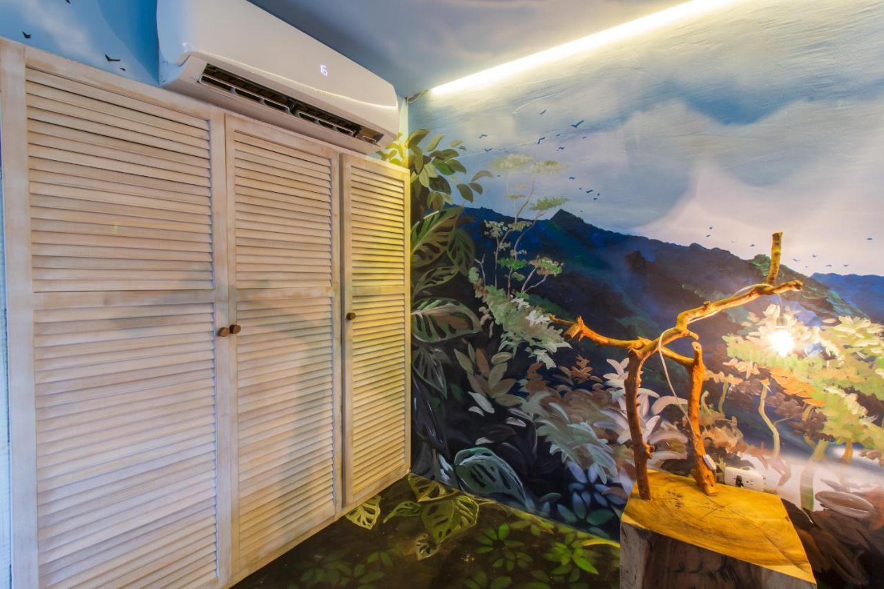 Latica Lodge Playa Negra Екстер'єр фото